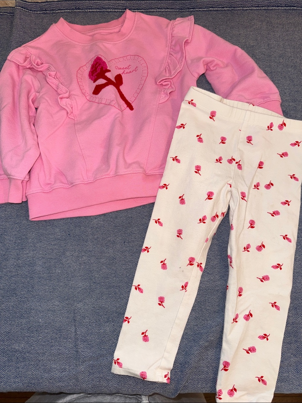 Cat & Jack Pink Sweatshirt with Cream Floral Leggings